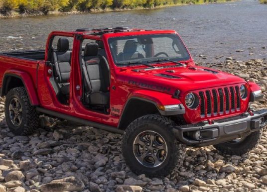 Jeep Unveils its R1.26 Million Gladiator Bakkie Coming to SA