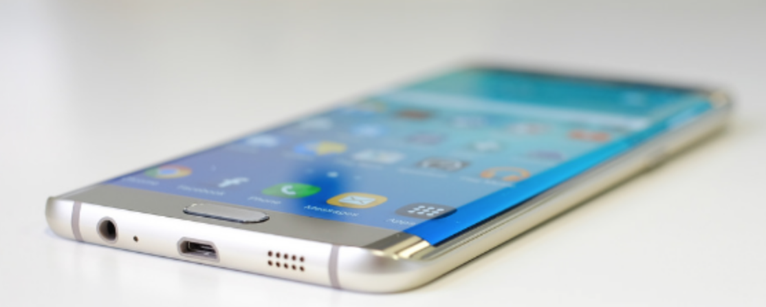 Samsung Galaxy S8 Could Feature New Edge-To-Edge Screen Display
