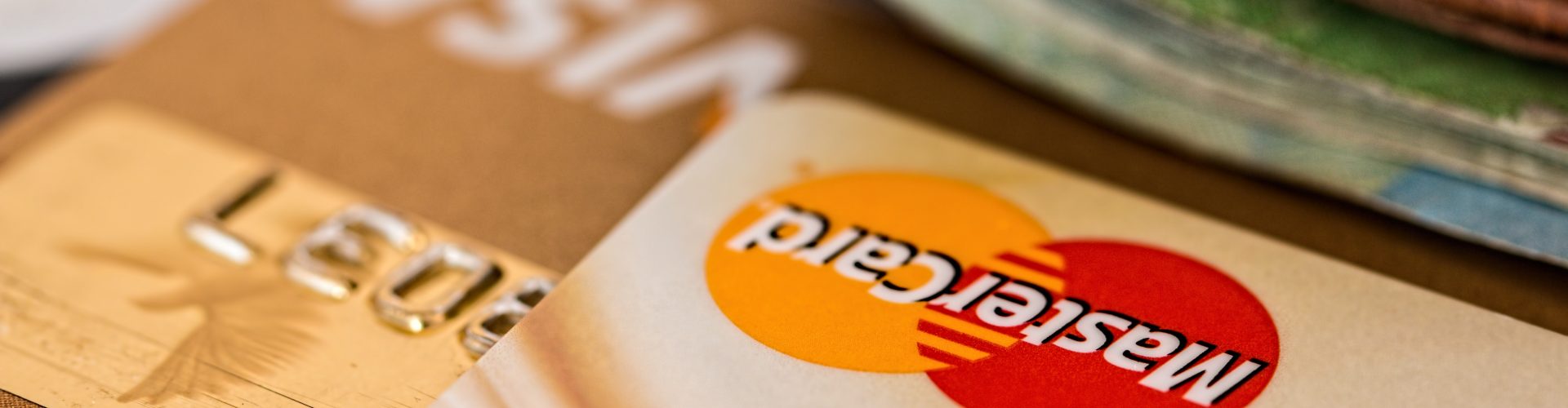 Credit Card vs Cash