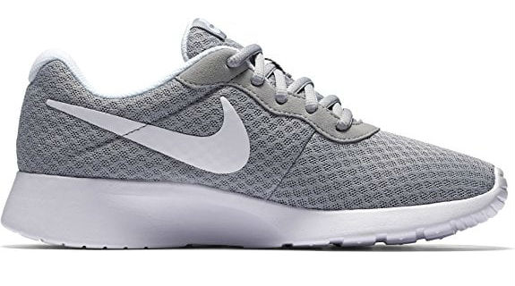 nike sneakers under r1000