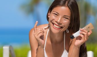 Buying Guide: 3 Best Tinted Sunscreens for Summer